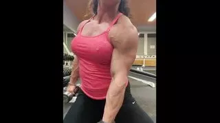 I know you love pretty muscle girls