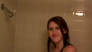 Redhead In Homemade Handjob Vid