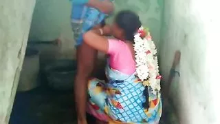 desi aunty blowjob husband coock