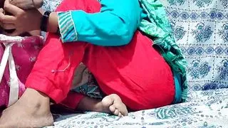 Russian big duck boy and girl sex in the master bedroom