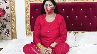 Beautiful Pakistani Hot Mature Aunty Riding Of Big Dildo