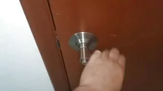 Hot Boyfriends Take Advantage of the House Alone to Fuck in the Bathroom - Porn in Spanish