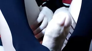 Gamer girl Roxy footjob with ten inch dildo