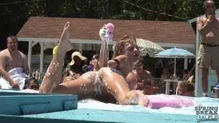 Nudes a Poppin Show Video