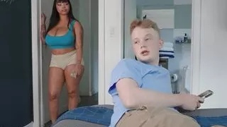 Curvy Brunette Advoree Motorboats Jimmy With Her Big Tits Before Letting Him Drill Her Pussy - REALITY KINGS