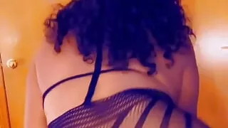 Would you like me to shake this ass for you stepdaddy?????