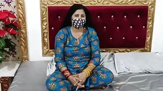 Beautiful Pakistani Sexy Aunty Sex With Large Dildo