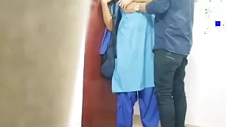 ne teacher ke sath viral MMS