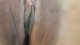 Touching my rich pussy