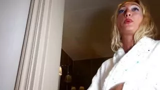 Bethie Lova's Ass Oiled Massage and Creampied Pussy Fucking at Kokinoos Space