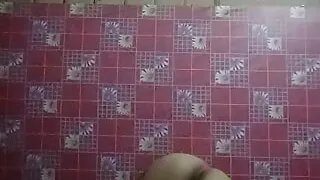 Jakol daw kasama kayo kung sinong available dyan