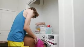 Van Tries His Luck & Finds Out That His Roomie's Girlfriend Jaymee Green Is A Total Cheater - BRAZZERS