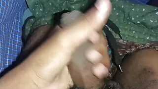 Bhabhi ki yaad me muth marna para