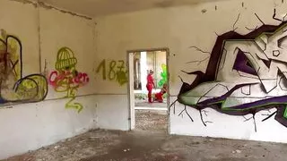 Bi and Threesome Experiences