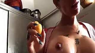 Giada Da Vinci Masturbates in the Kitchen