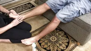 Belyla Bradley Gives Foot Massage