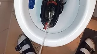 Pissing #97