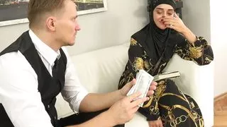 Sweet woman in hijab tried on salesman's dick instead of new clothes