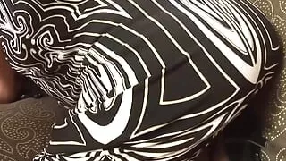 Black guy makes two blonde girls moan by fucking them together