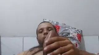 Young bear shows his face, his body and masturbates 2