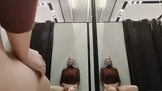 Risky masturbation in a fitting room in a mall. I wanted to take a risk and get a quick orgasm by fucking myself in the fitting