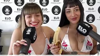 Sofi Fernandez And Pao Dulzura Sucks The Creamy Banana In The Spicy Room