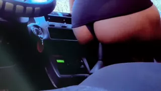 Chica Caliente En El Coche 5 Min
