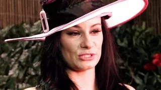 Bored wicked witch wished for some new lesbian friends