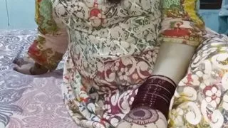 Rachna desi  bhabhi ko Diwali ki Night ma jor jor sa choda, Hindi English title