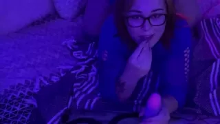Cock sucking lessons with dildo