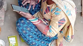 Aunty xxx ki bahen ko patak ke jamin pe jor jor se choda aur put sperm in her big