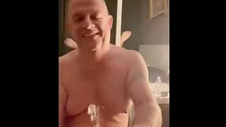 Quick squirt video - me sucking DR NEK