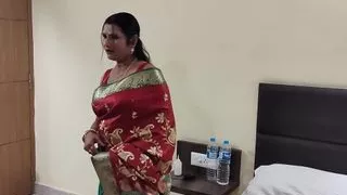 Newly Married Indian Bhabhi Sex with Lover