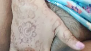 In the heat of youth, sister-in-law masturbated by fingering her naked pussy.