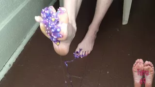 Smashing Slime With My Bare Feet
