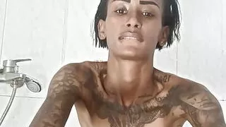 Fun in the Shower 1-2