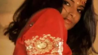 Her Natural Beauty Shines Through