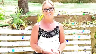 Marie, 35, beautician with a big ass and glasses, Jacquie et Michel