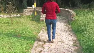 Xxx hot Indian desi girlfriend ko outdoor park me bulakar muhe me choda clear dirty audio me 18 yers girlfriend fuck in mouth