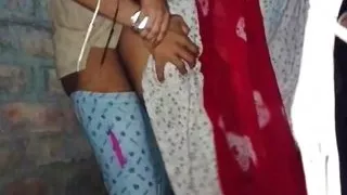 Desi bhabi ko devar ne kese choda dekhiye