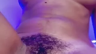 Pretty face lesbian enjoys beautiful wet???? pussy