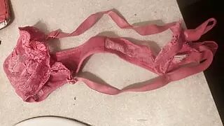 Jerking off to teen pink panties