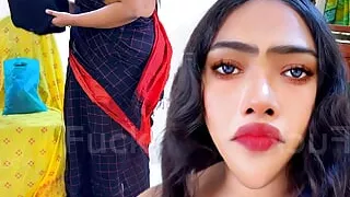 When Telugu Aunty wearing saree without blouse went to the shop to buy bra, Shopkeeper Fucks her while She Trial The Bra - Cum