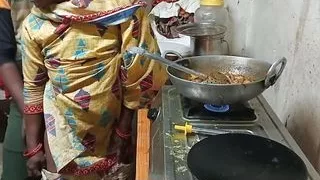 Beautiful big boobs indian step sister fucked by her younger brother in doggy style - Hindi Audios English me