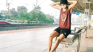 Amateursex, Asiatische Weiber, Bar, Dicke Girls, Blowjob, Crossdresser, Masturbation