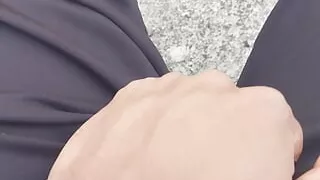 Seeing his sister-in-law, he started having sex badly.