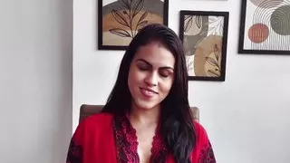 Thick babe Bia Hot craves for pussy and anal penetration