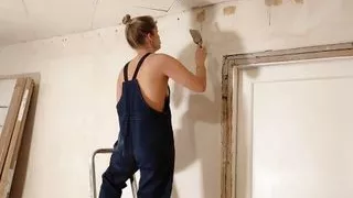 The employee did not cope with the task on time, and worked with her pussy with a big cumshot on her face.