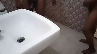 Aslam Fucked Suneeta in Hotel Baathroom