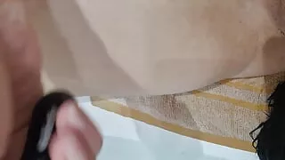 Bizarre inserts in the tub